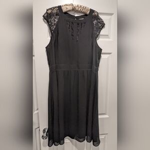 City Chic black lace detail dress XL/22W